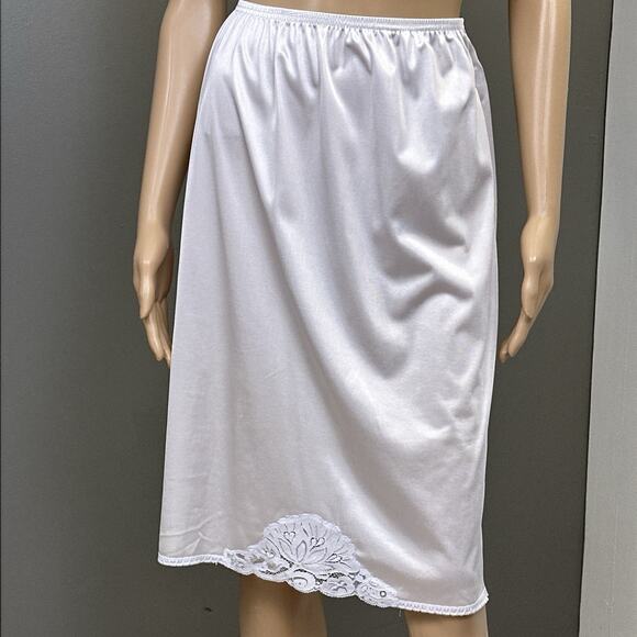 Vintage Applause JCPenney Half Slip Light Purple Size Small Nylon Lace Trim USA - Picture 1 of 6